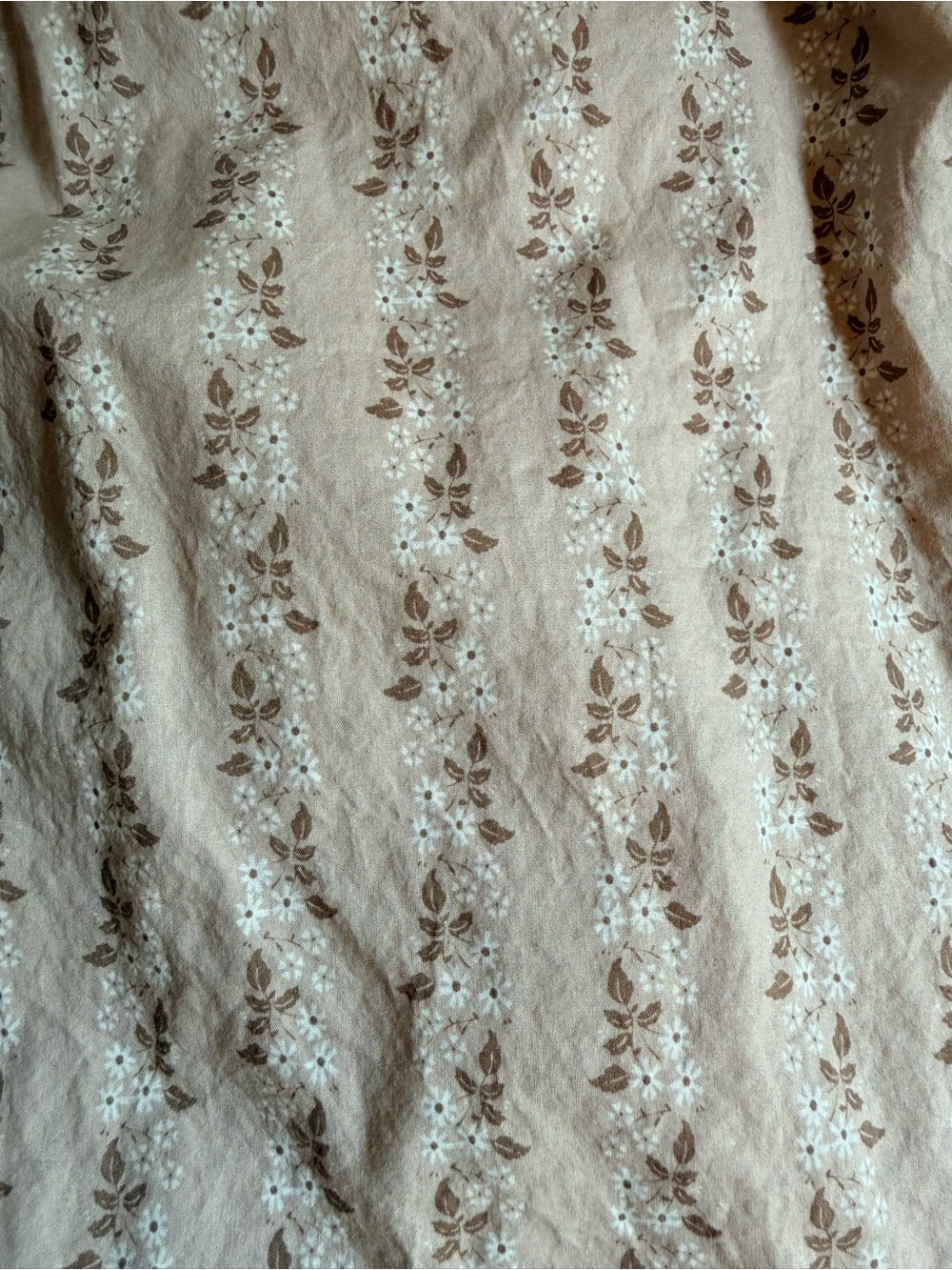 Noralee chloe Beige Floral Maxi Dress with Puff Sleeves - Picture 4 of 5